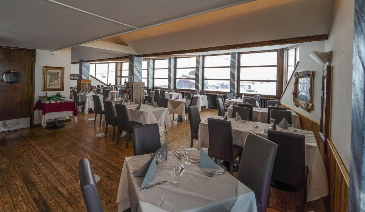 Hotel Lo Stambecco Breuil-Cervinia Kültér fotó