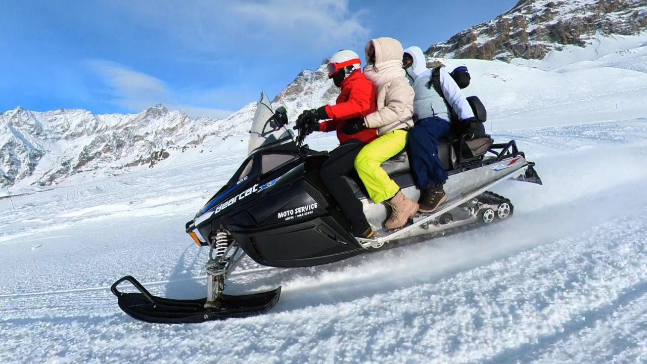 Hotel Lo Stambecco Breuil-Cervinia Kültér fotó