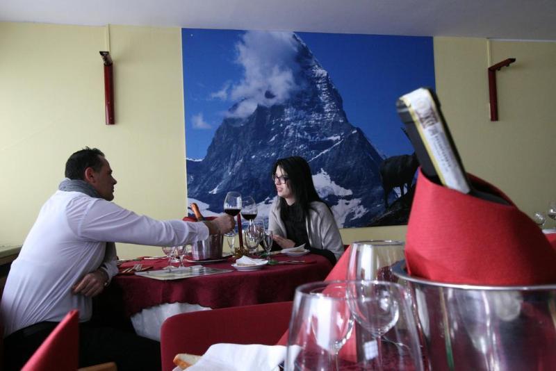 Hotel Lo Stambecco Breuil-Cervinia Kültér fotó