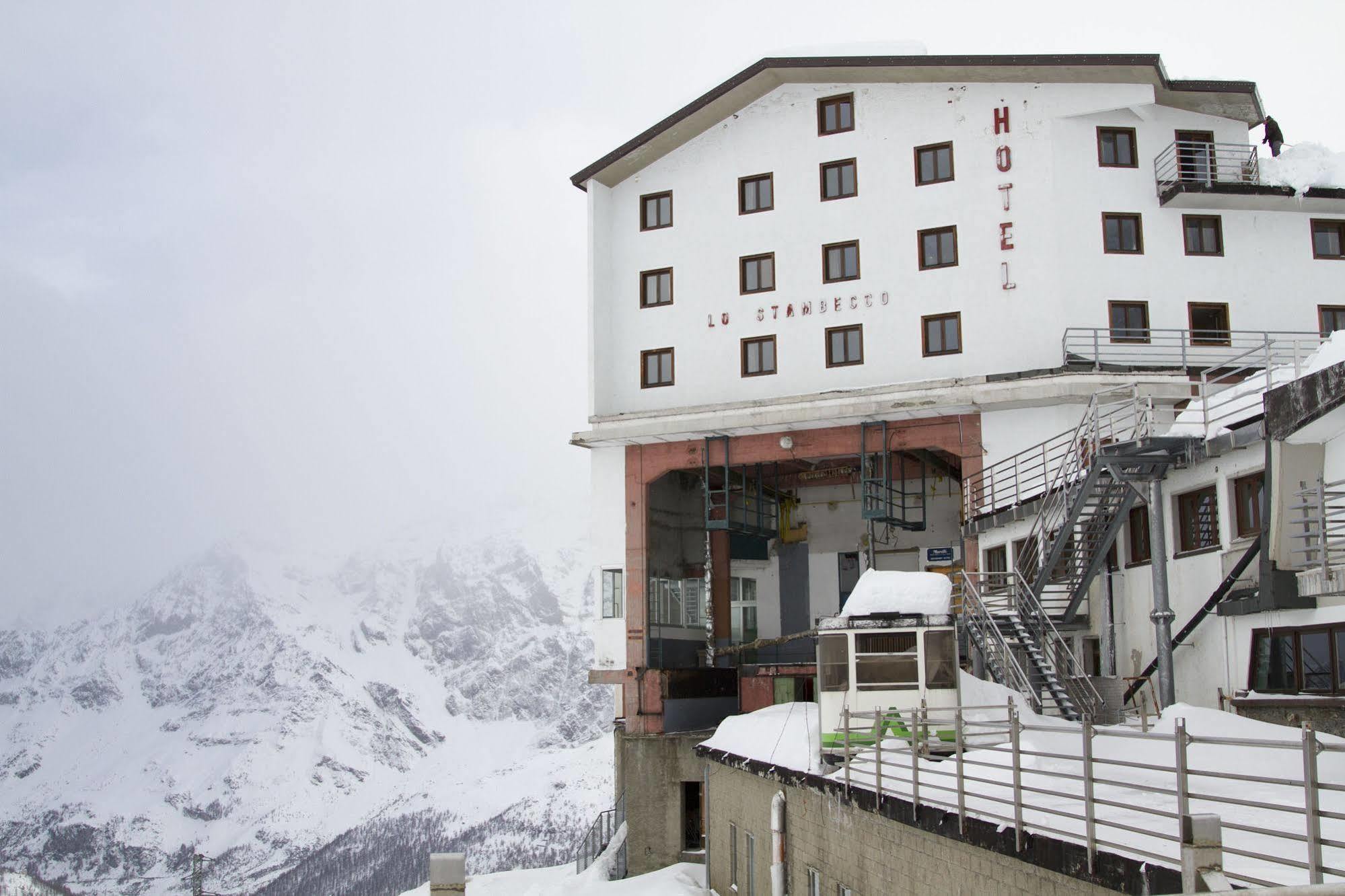 Hotel Lo Stambecco Breuil-Cervinia Kültér fotó