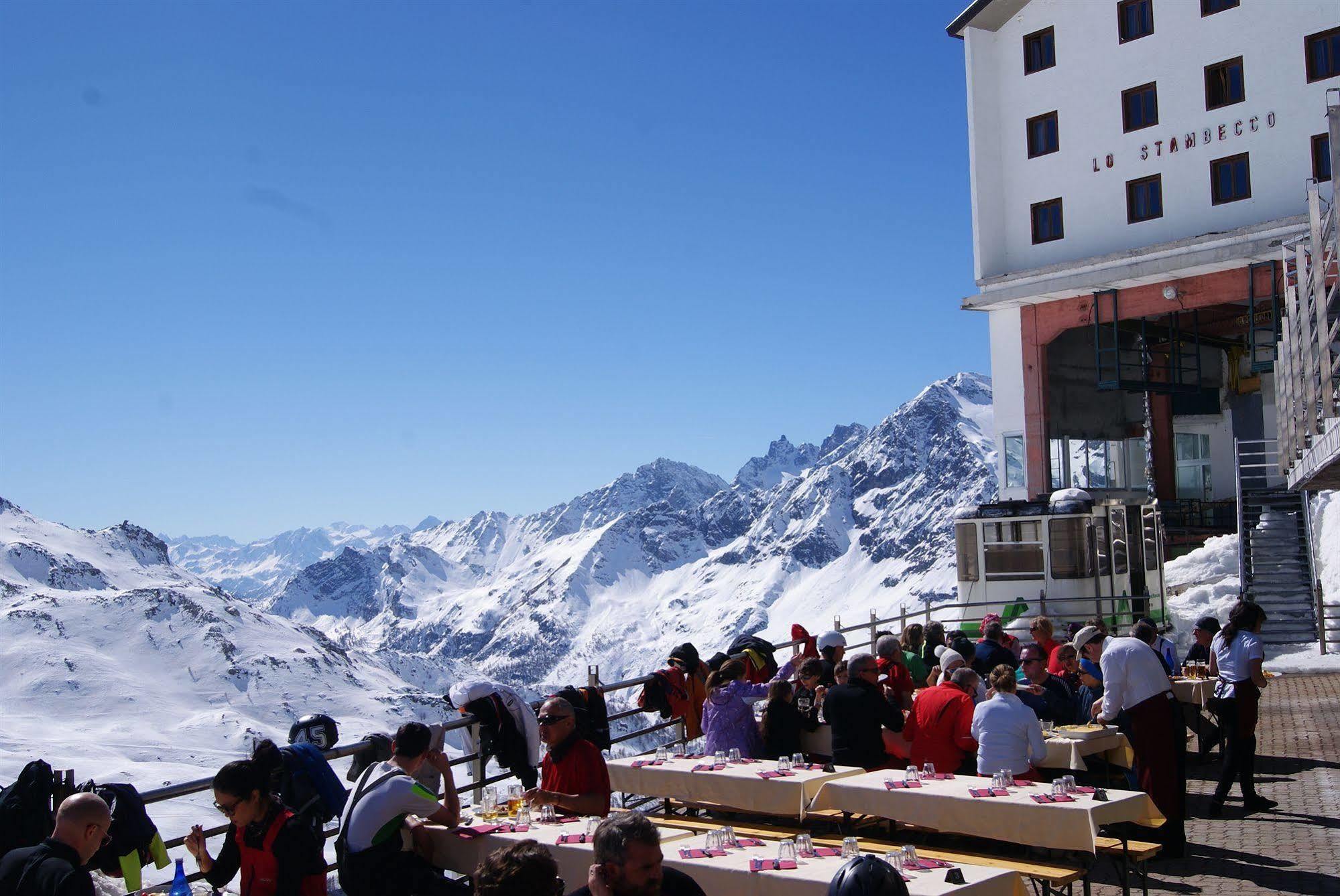 Hotel Lo Stambecco Breuil-Cervinia Kültér fotó